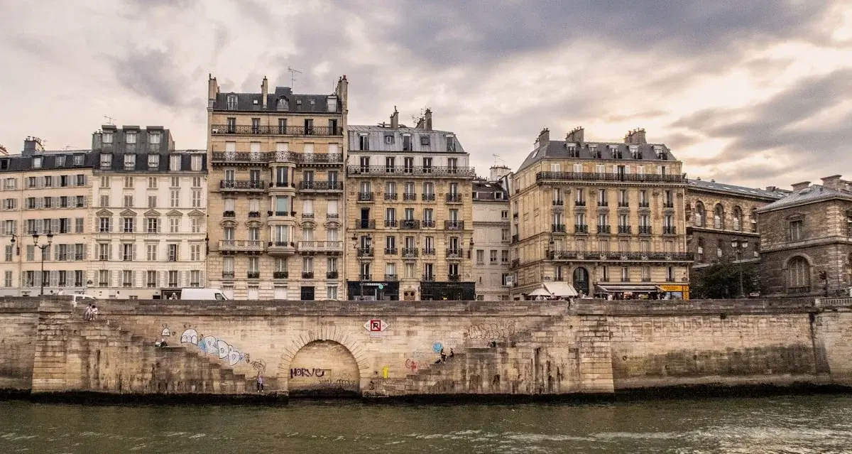 French banking and finance in Paris